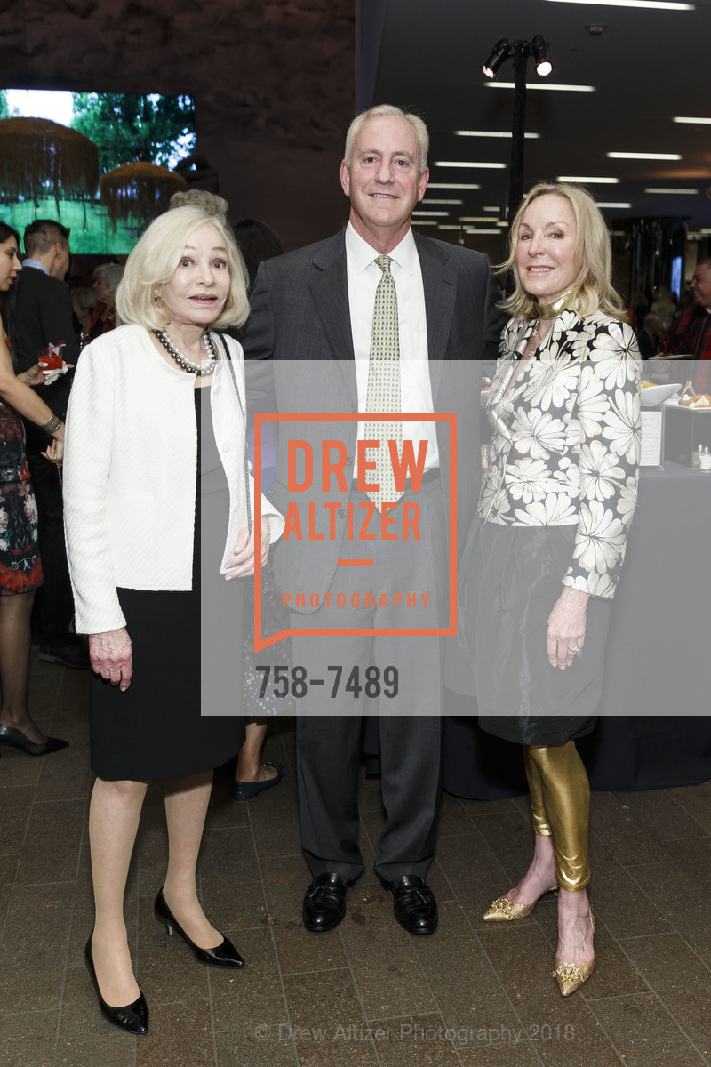Gretchen Kimball, Brad Crawford, Sandra Swanson, Bouquets to Art Gala 2018, de Young Museum. 50 Hagiwara Tea Garden Drive, San Francisco, CA 94118, March 12th, 2018, Photo #758-7489 Gretchen Kimball, Brad Crawford, Sandra Swanson, Photo #758-7489