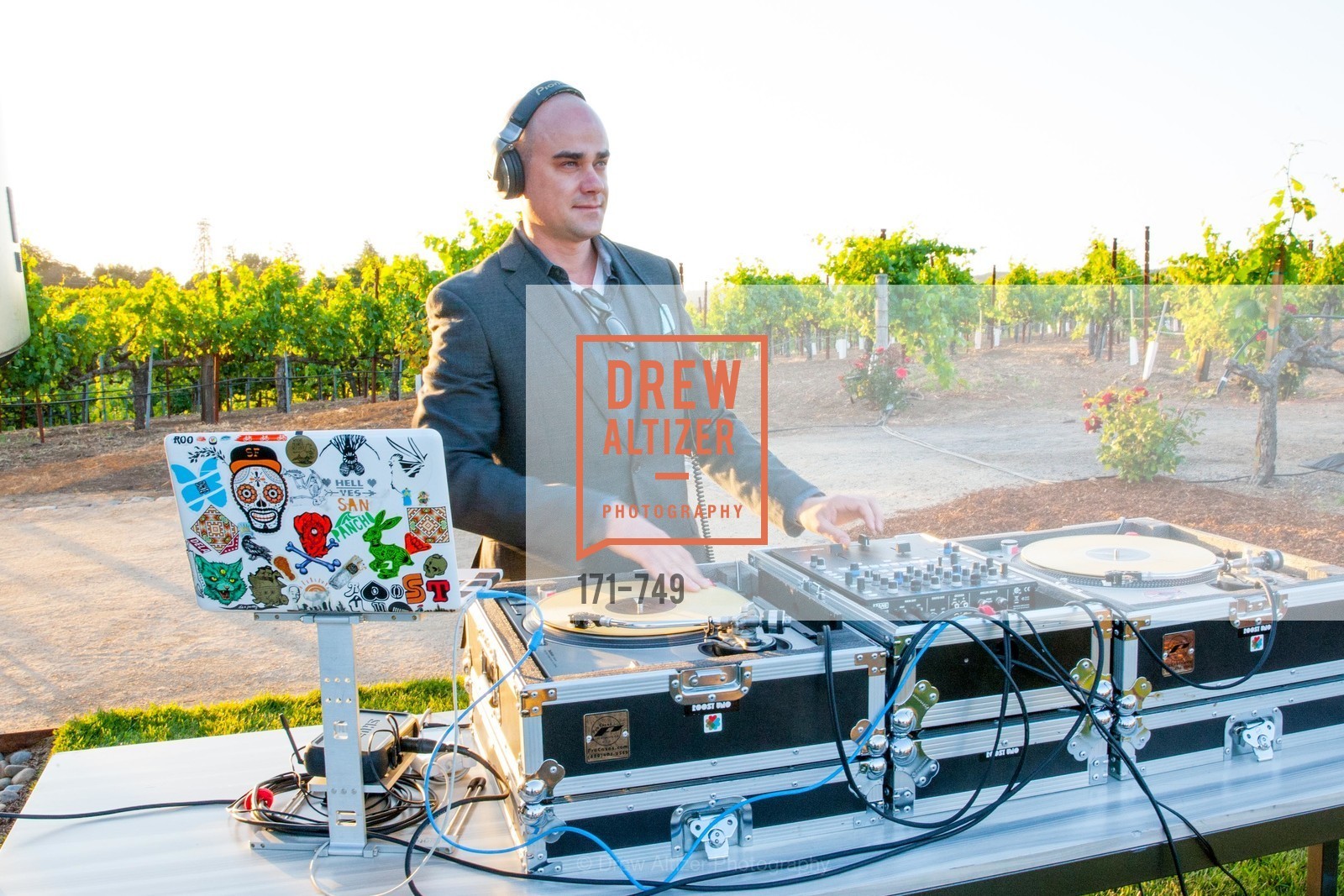 DJ Mike Mason, PETER COPPING Meets and Greets OSCAR DELA RENTA Clients and Associates at NEIMAN MARCUS, US, May 23rd, 2015,Drew Altizer, Drew Altizer Photography, full-service agency, private events, San Francisco photographer, photographer california