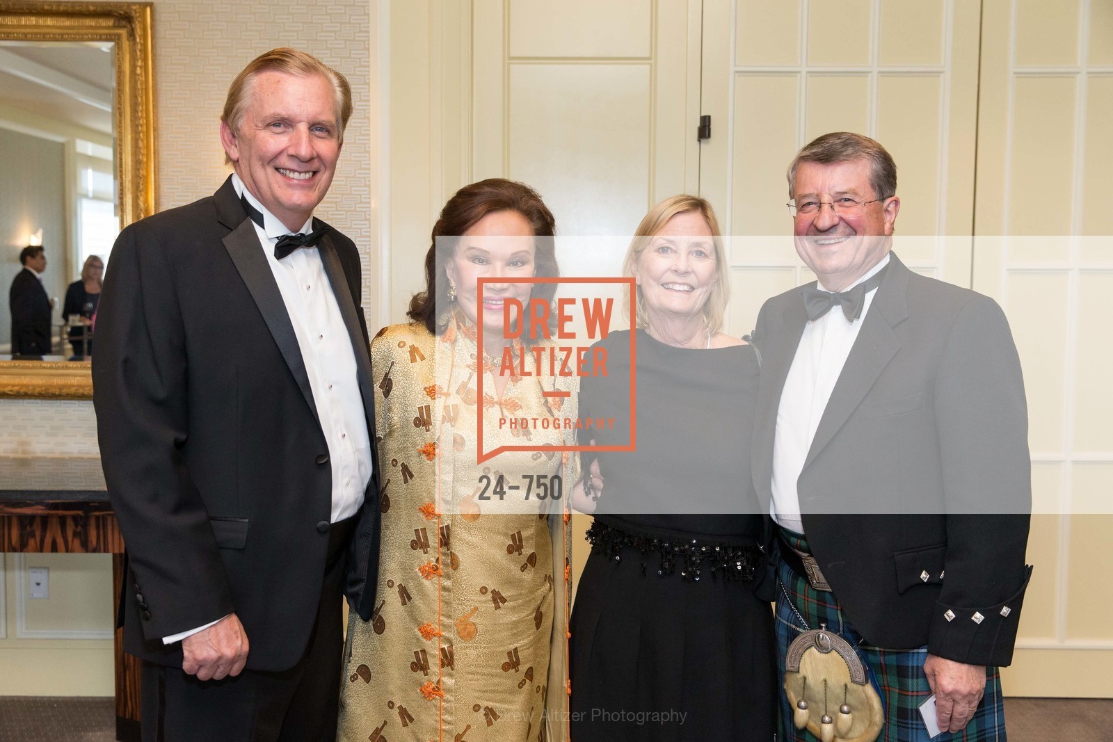 George Norton, Martha Herlendy, Candy Robertson, Peter Robertson, WORLD AFFAIRS COUNCIL Awards Dinner, US, May 27th, 2015, Photo #24-750 George Norton, Martha Herlendy, Candy Robertson, Peter Robertson, Photo #24-750