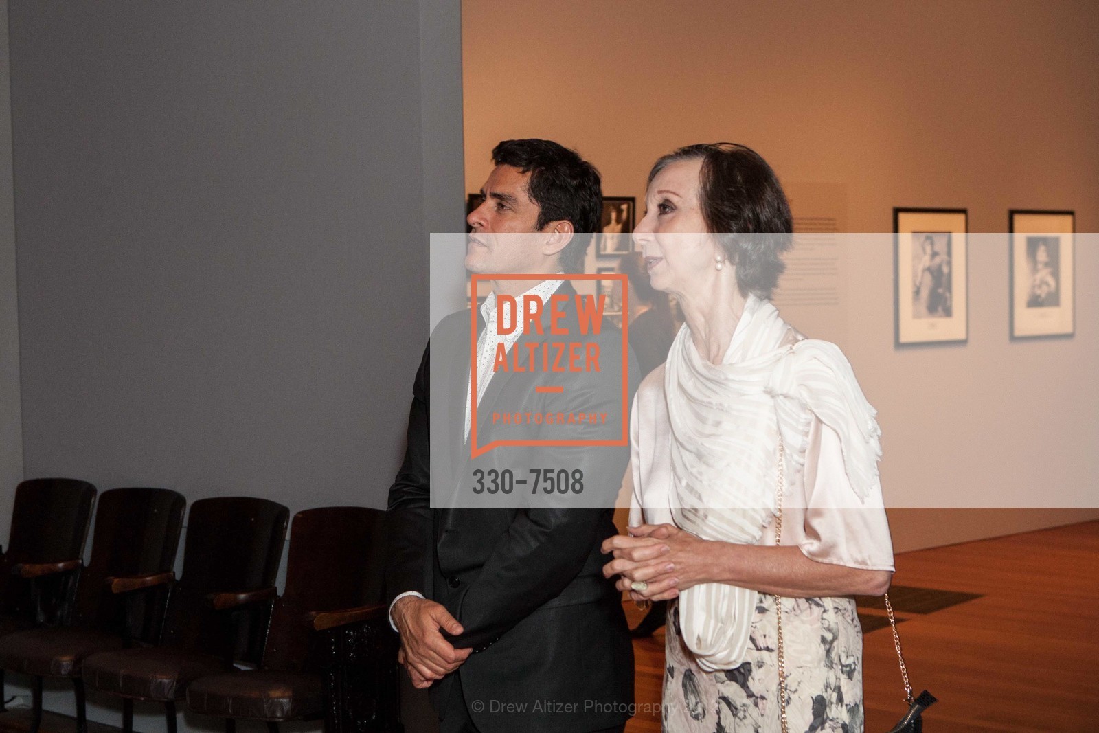 Ricardo Bustamante, Maina Gielgud, Rudolf Nureyev: A Life in Dance Opening Gala Reception at the DE YOUNG MUSEUM, de Young Museum. 50 Hagiwara Tea Garden Drive, October 3rd, 2012, Photo #330-7508 Ricardo Bustamante, Maina Gielgud, Photo #330-7508