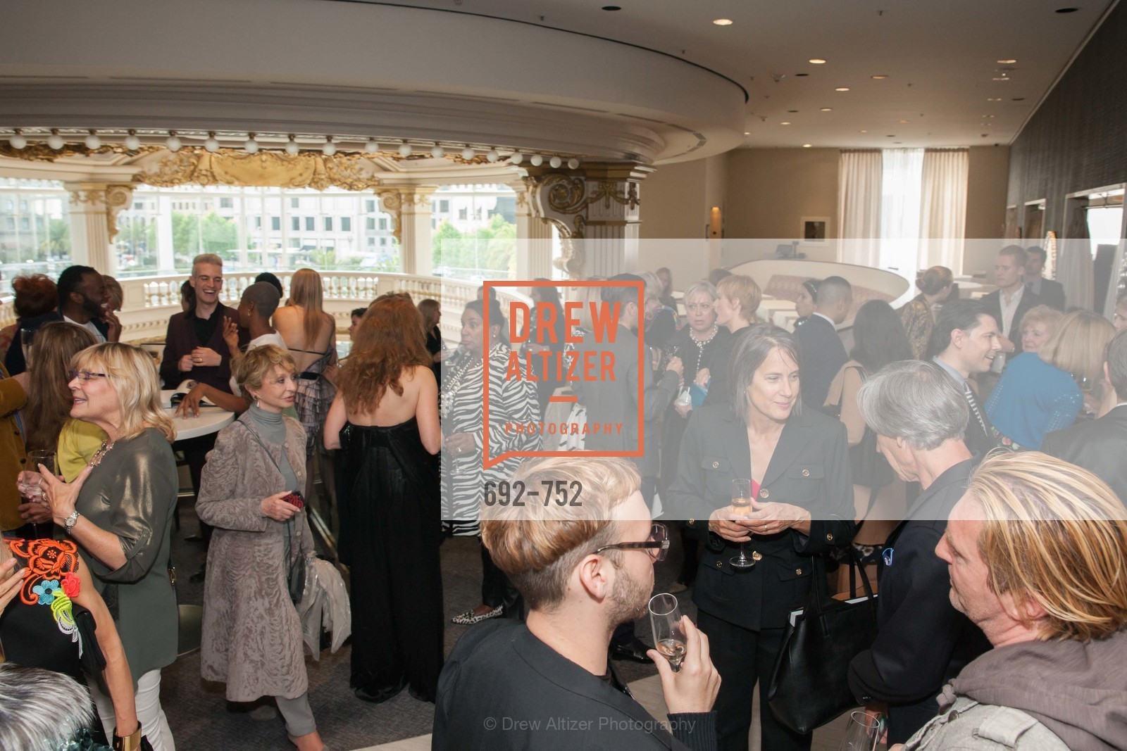 Atmosphere, Electric Fashion Book Signing with Christine Suppes & Ken Downing at THE ROTUNDA, NEIMAN MARCUS, Neiman Marcus, Rotunda, May 27th, 2015,Drew Altizer, Drew Altizer Photography, full-service agency, private events, San Francisco photographer, photographer california