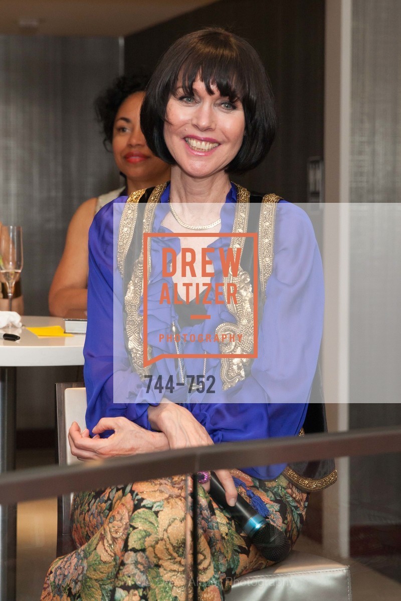 Christine Suppes, Electric Fashion Book Signing with Christine Suppes & Ken Downing at THE ROTUNDA, NEIMAN MARCUS, Neiman Marcus, Rotunda, May 27th, 2015,Drew Altizer, Drew Altizer Photography, full-service agency, private events, San Francisco photographer, photographer california