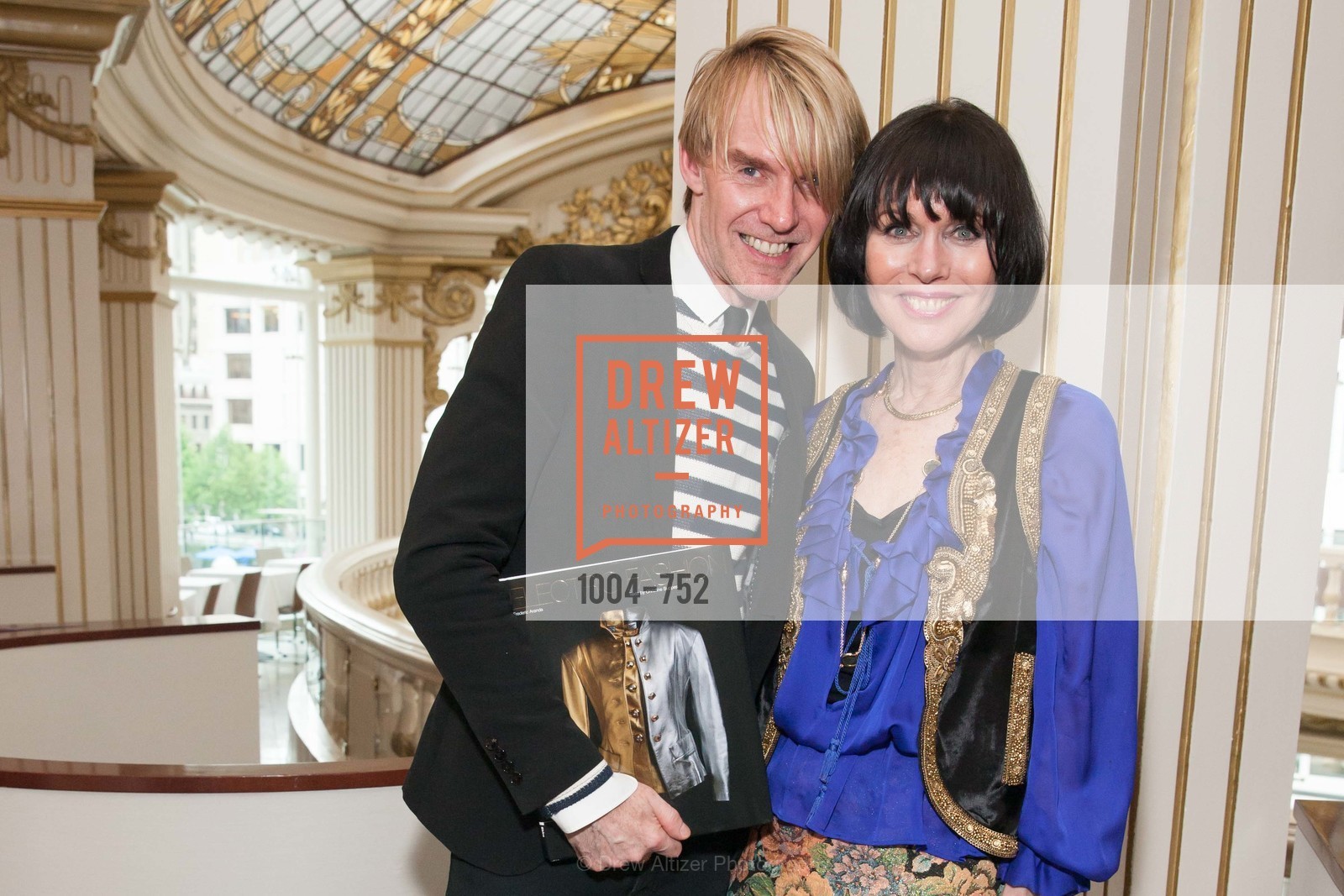 Ken Downing, Christine Suppes, Electric Fashion Book Signing with Christine Suppes & Ken Downing at THE ROTUNDA, NEIMAN MARCUS, Neiman Marcus, Rotunda, May 27th, 2015,Drew Altizer, Drew Altizer Photography, full-service agency, private events, San Francisco photographer, photographer california