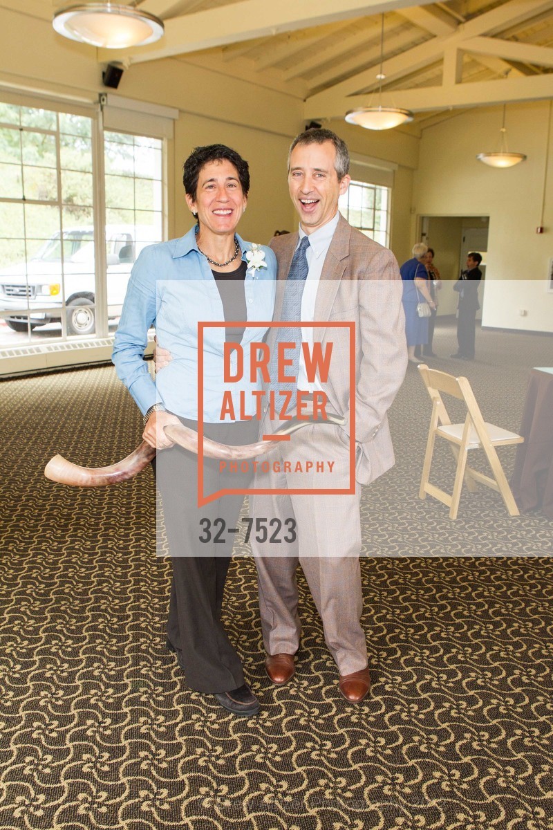 Rabbi Sydney Mintz, Adam Weisberg, DILLER Teen Tikkun Olam Awards Luncheon, US, August 20th, 2012, Photo #32-7523 Rabbi Sydney Mintz, Adam Weisberg, Photo #32-7523