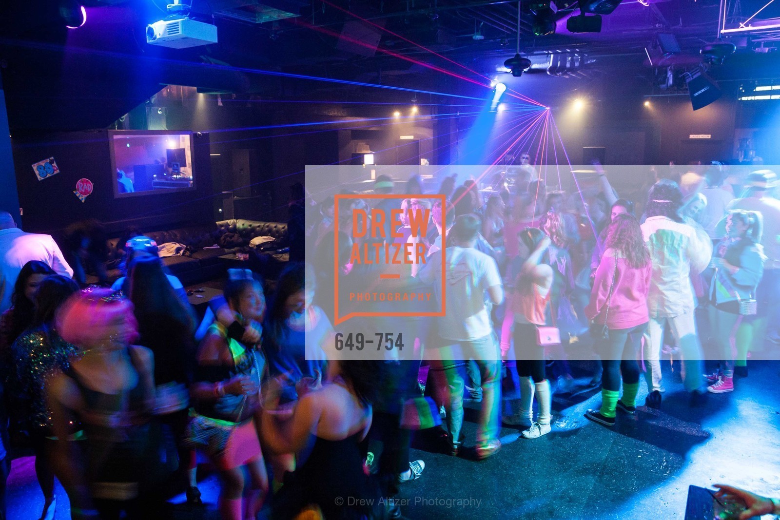 Atmosphere, SPINSTERS OF SAN FRANCISCO Party Like It's 1985 Charity Party, US, Fort One Bar & Lounge. 2801 Leavenworth St, May 30th, 2015,Drew Altizer, Drew Altizer Photography, full-service agency, private events, San Francisco photographer, photographer california