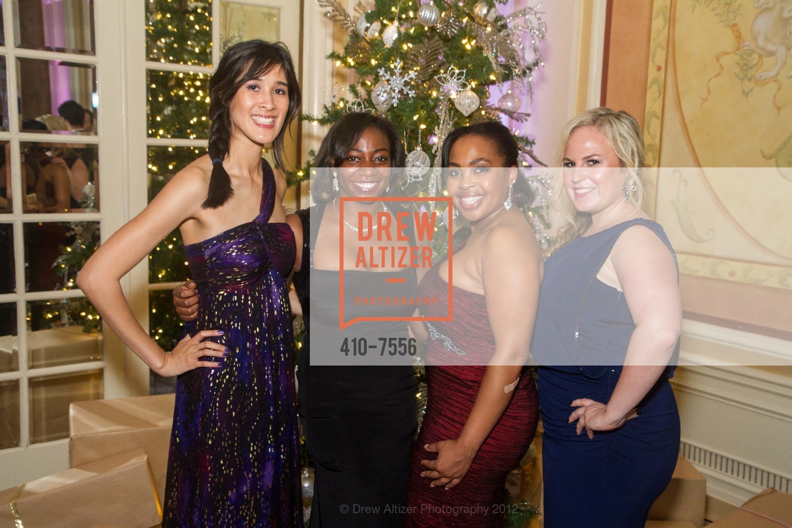 Tinna Ho, Erica Hewitt, Kelenia Olsen, Elizabeth Ramberg, Photo #410-7556