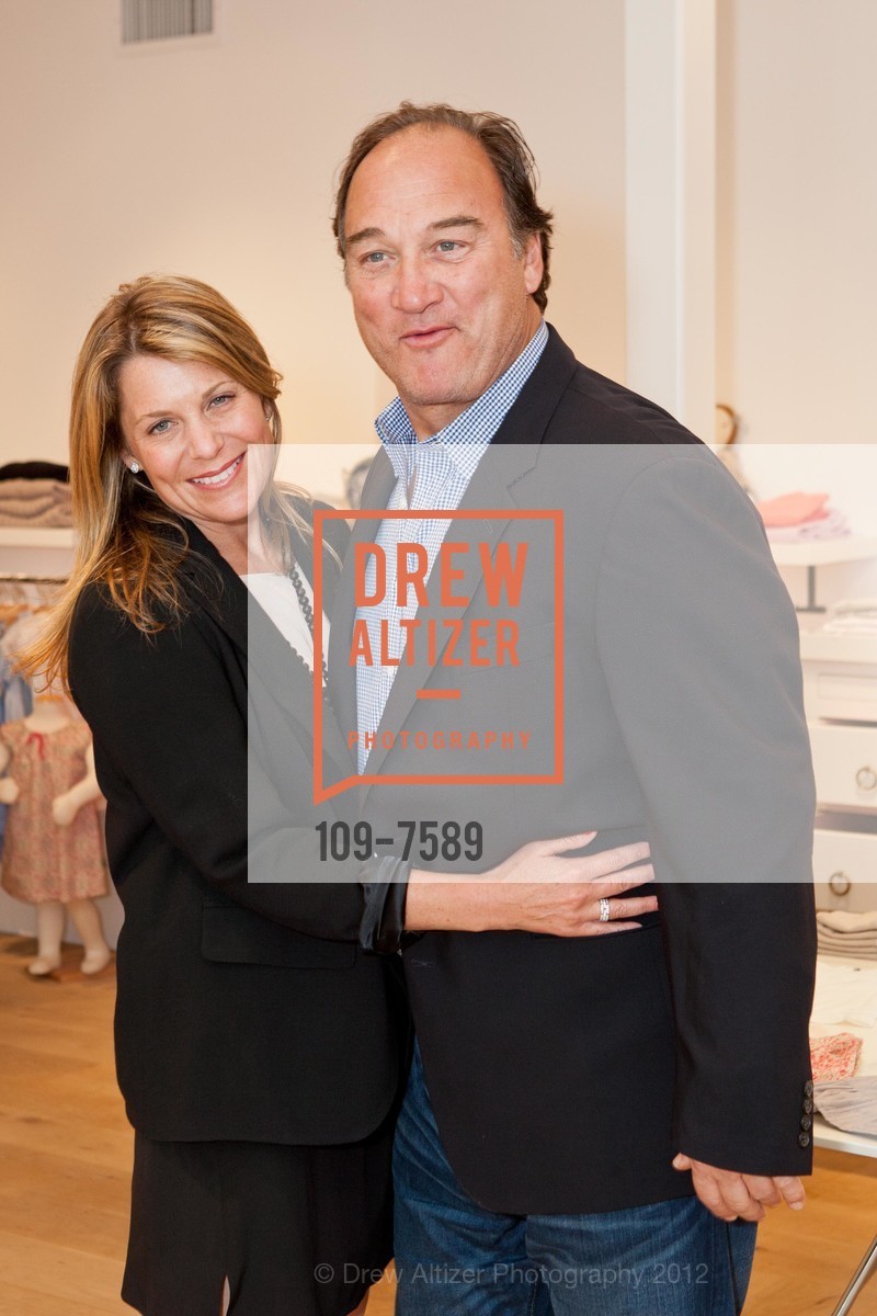 Jenny Belushi, Jim Belushi, Poppy Store and C Magazine celebrate Poppy 1 year Anniversary, US, May 4th, 2012, Photo #109-7589 Jenny Belushi, Jim Belushi, Photo #109-7589