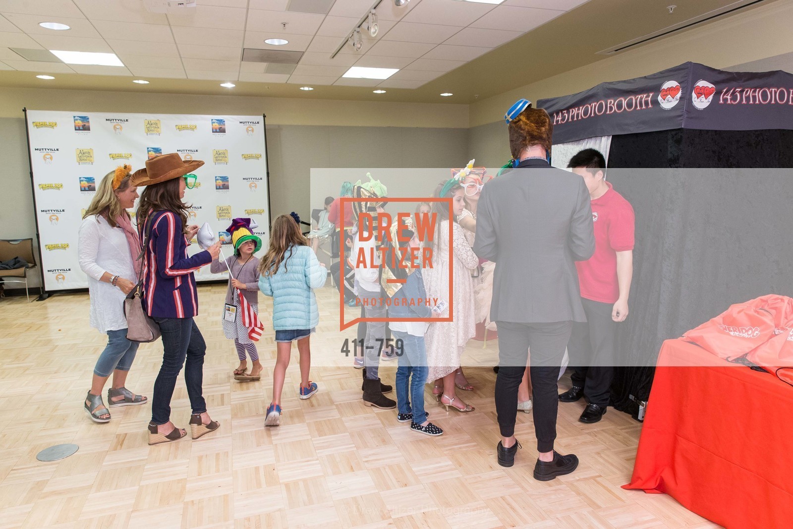 Atmosphere, WEINER DOG, The Movie, Screening, The Vogue Theater. 3290 Sacramento St, June 1st, 2015,Drew Altizer, Drew Altizer Photography, full-service agency, private events, San Francisco photographer, photographer california