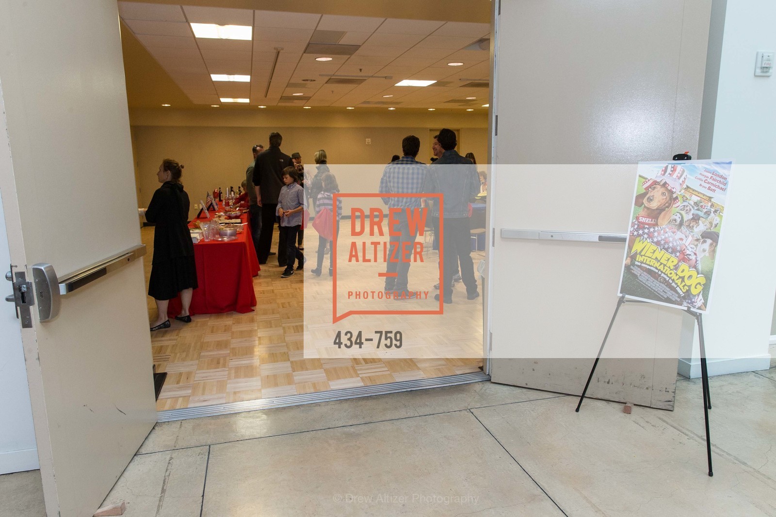 Atmosphere, WEINER DOG, The Movie, Screening, The Vogue Theater. 3290 Sacramento St, June 1st, 2015,Drew Altizer, Drew Altizer Photography, full-service agency, private events, San Francisco photographer, photographer california