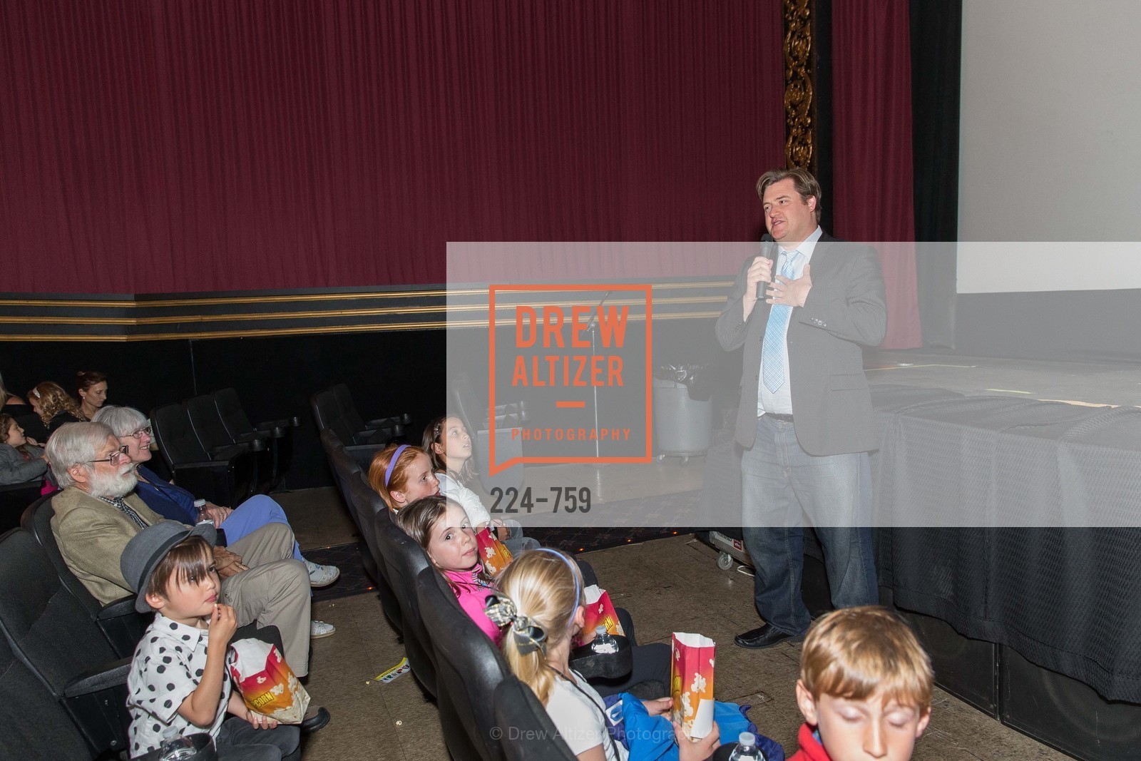 Kevan Peterson, WEINER DOG, The Movie, Screening, The Vogue Theater. 3290 Sacramento St, June 1st, 2015,Drew Altizer, Drew Altizer Photography, full-service agency, private events, San Francisco photographer, photographer california