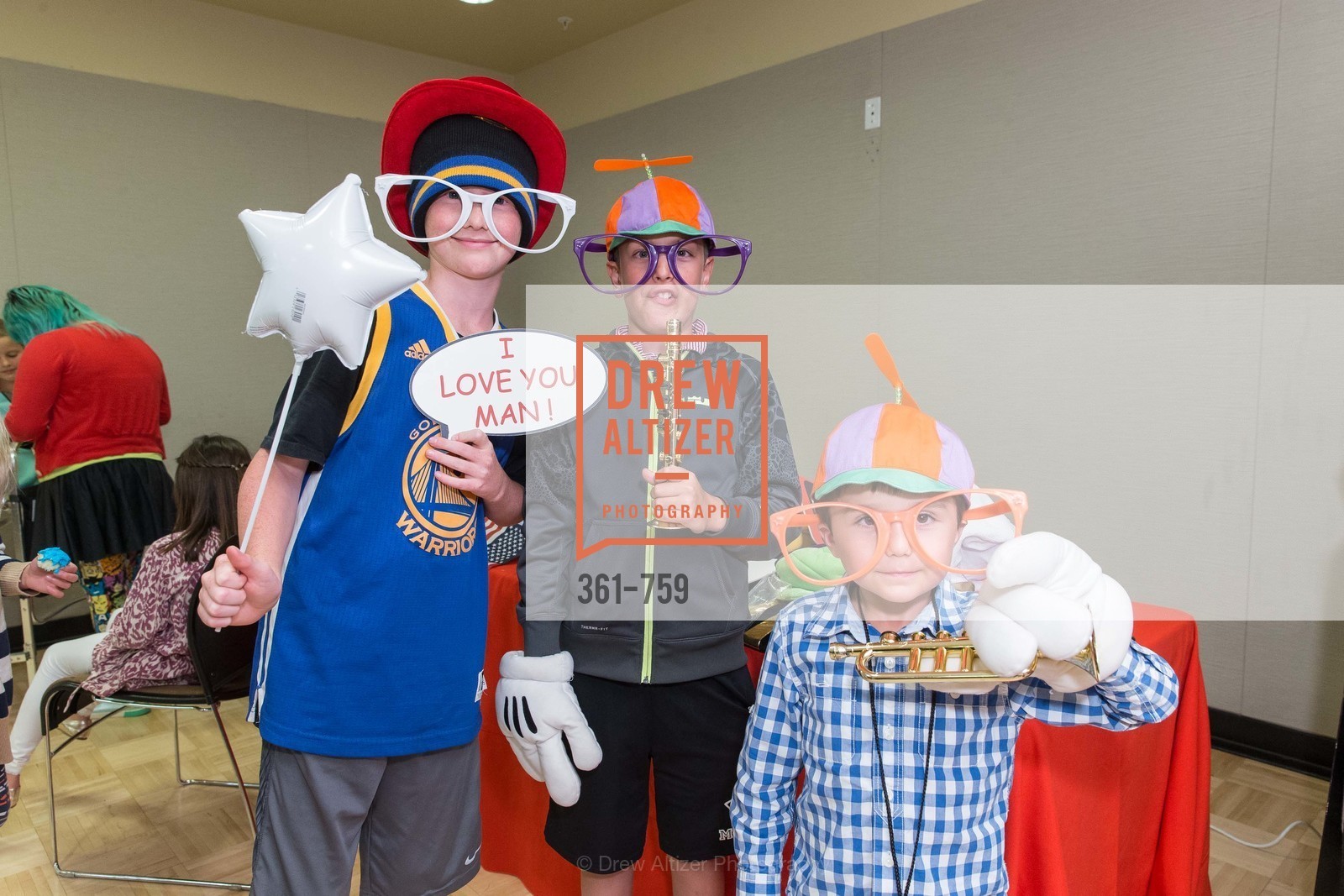 Fletcher Boyd, Oliver Heldfond, Jack Buchanan, Photo #361-759
