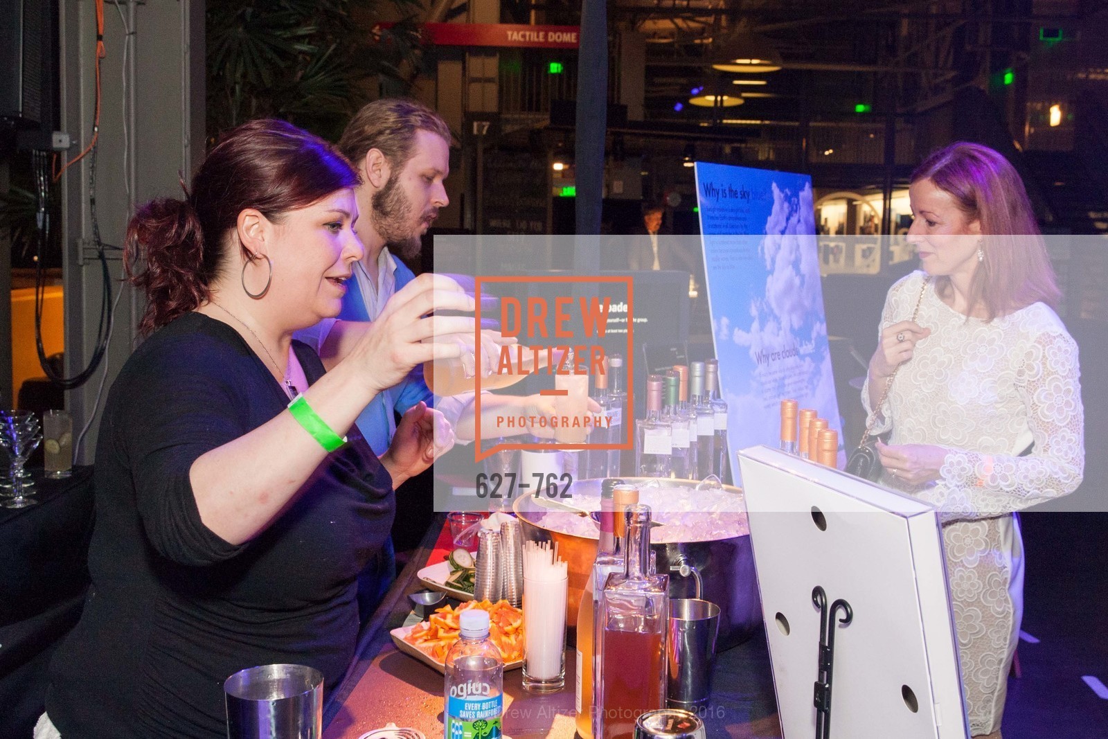 Atmosphere, The 2016 Exploratorium Science of Cocktails, Exploratorium. Pier 15, January 22nd, 2016,Drew Altizer, Drew Altizer Photography, full-service agency, private events, San Francisco photographer, photographer california
