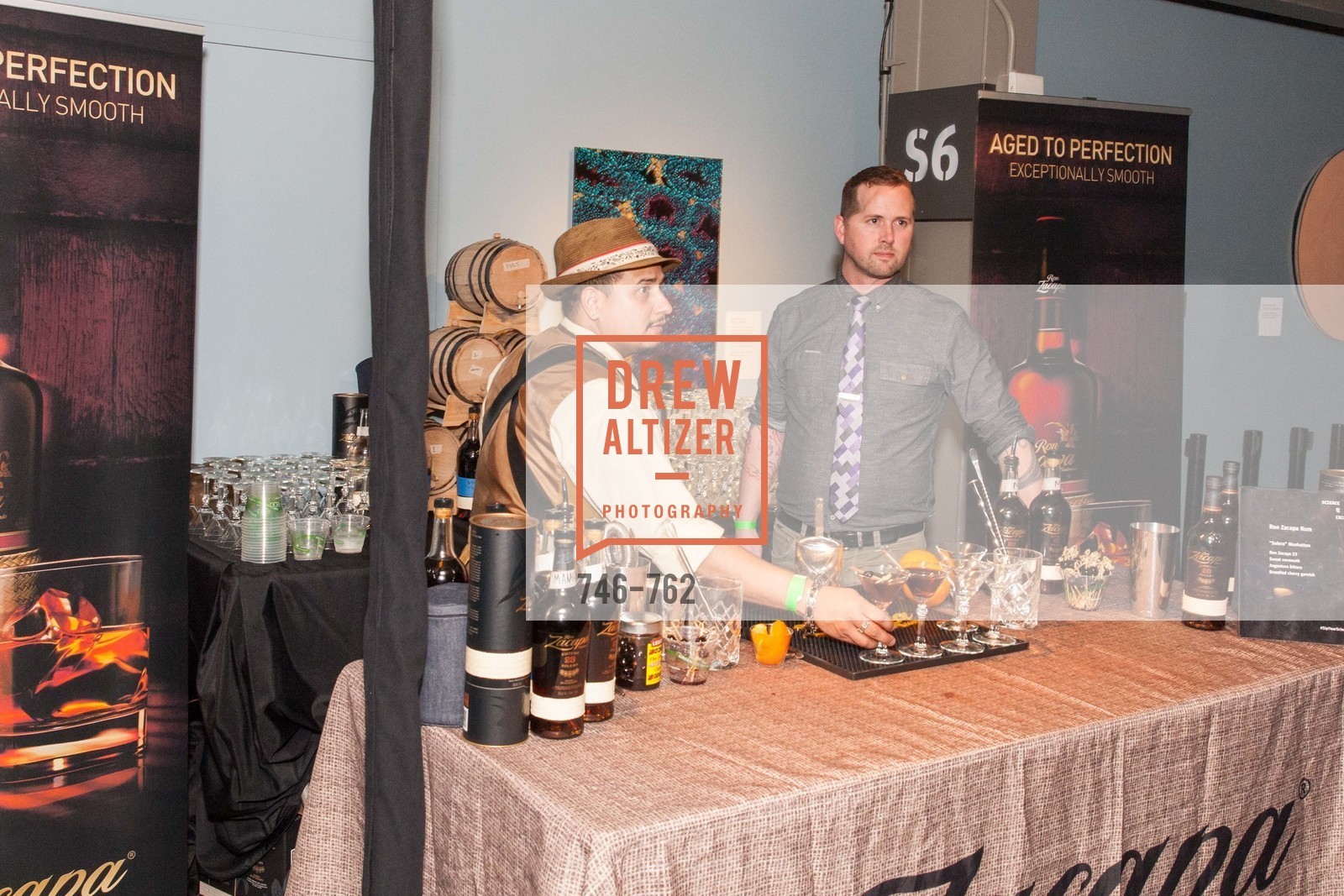 Atmosphere, The 2016 Exploratorium Science of Cocktails, Exploratorium. Pier 15, January 22nd, 2016,Drew Altizer, Drew Altizer Photography, full-service agency, private events, San Francisco photographer, photographer california