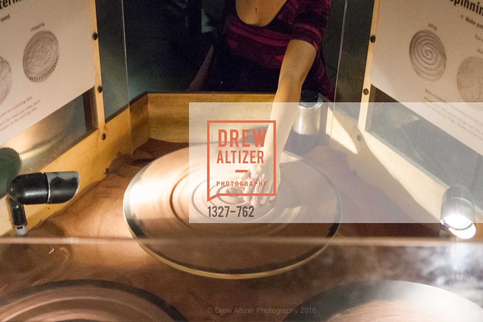 Atmosphere, The 2016 Exploratorium Science of Cocktails, Exploratorium. Pier 15, January 22nd, 2016,Drew Altizer, Drew Altizer Photography, full-service agency, private events, San Francisco photographer, photographer california