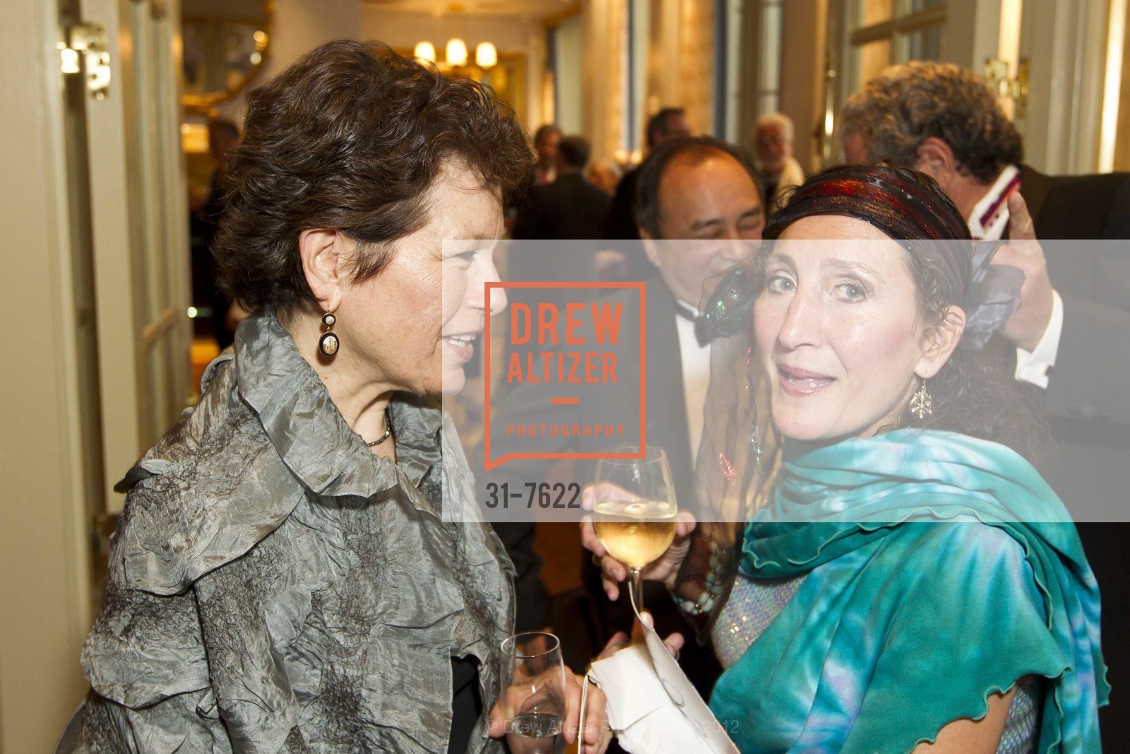 Dobbie Levine, Judge Tomar Mason, HAIGHT ASHBURY FREE CLINIC-WALDEN HOUSE Anniversary: Black Tie and Tie Dye Gala, US, June 2nd, 2012, Photo #31-7622 Dobbie Levine, Judge Tomar Mason, Photo #31-7622