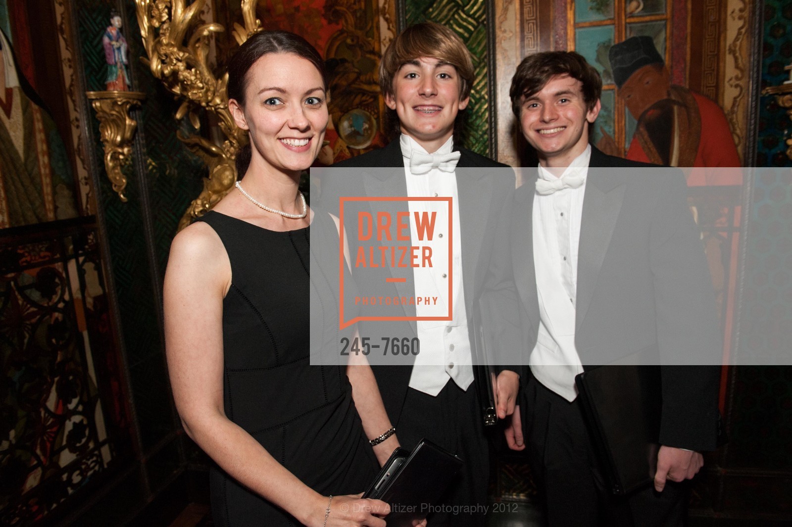 Angela Dwyer, Bray McDonald, Steve Huff, Photo #245-7660