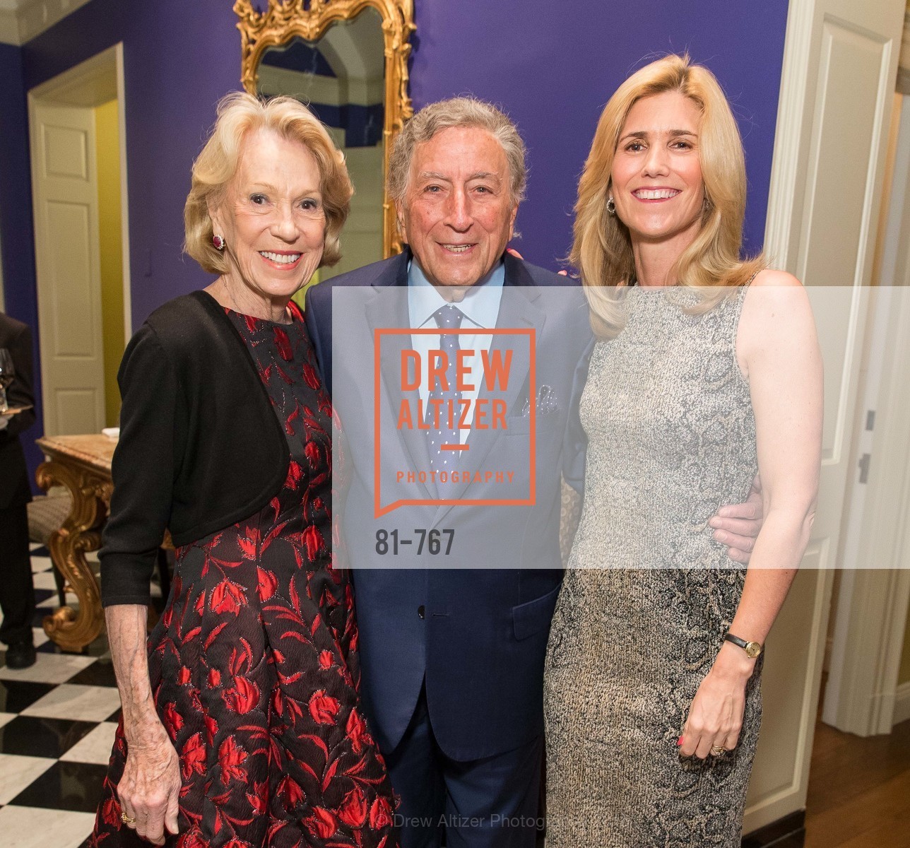 Charlotte Shultz, Tony Bennett, Susan Benedetto, Photo #81-767