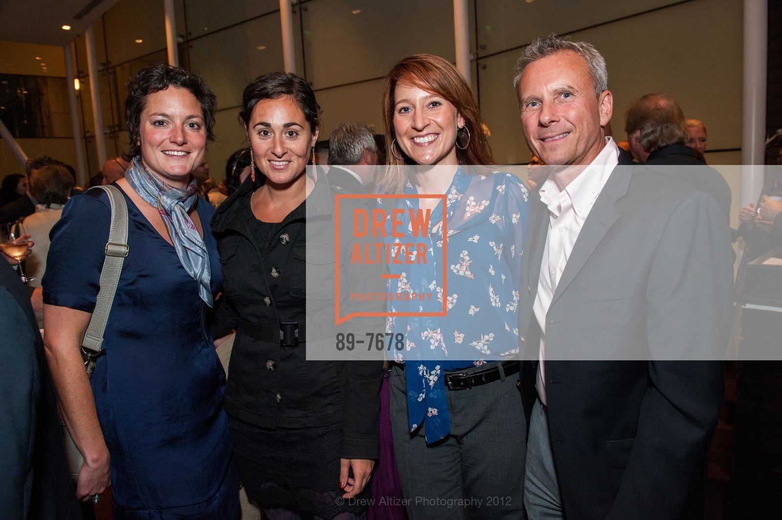 Paige Graff, Briana Krompier, Tracy Dummer, Oliver Clode, Mother Jones Annual Dinner, US, October 11th, 2012, Photo #89-7678 Paige Graff, Briana Krompier, Tracy Dummer, Oliver Clode, Photo #89-7678