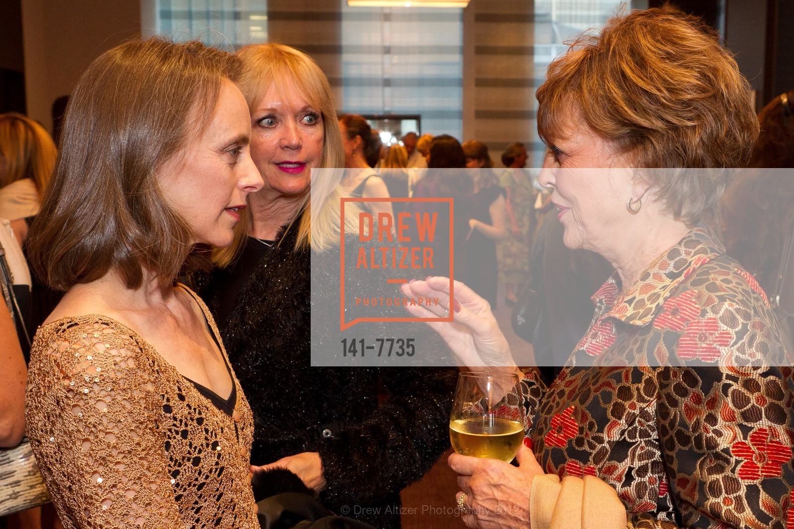 Wendy Van Dyck, Suzanne Thornton, Photo #141-7735