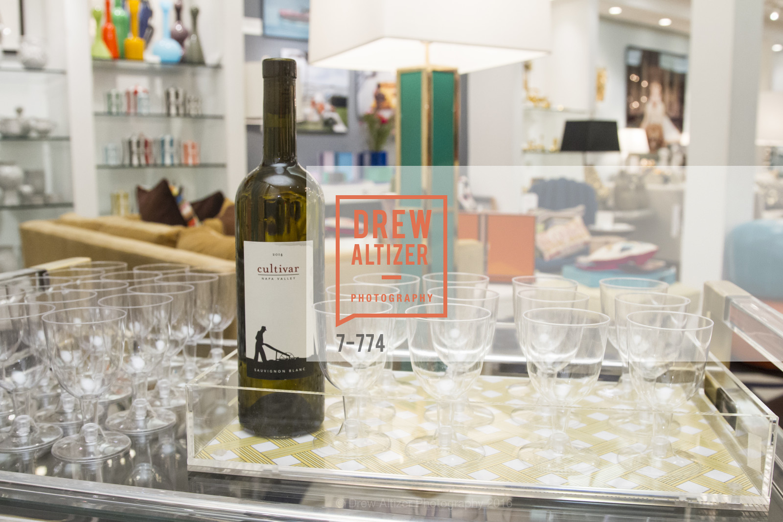 Atmosphere, Jonathan Adler Sip & Shop with Cultivar Wine & The JetSetting Fashionista, Jonathan Adler Store. 2133 Fillmore Street SF, CA, January 28th, 2016,Drew Altizer, Drew Altizer Photography, full-service agency, private events, San Francisco photographer, photographer california