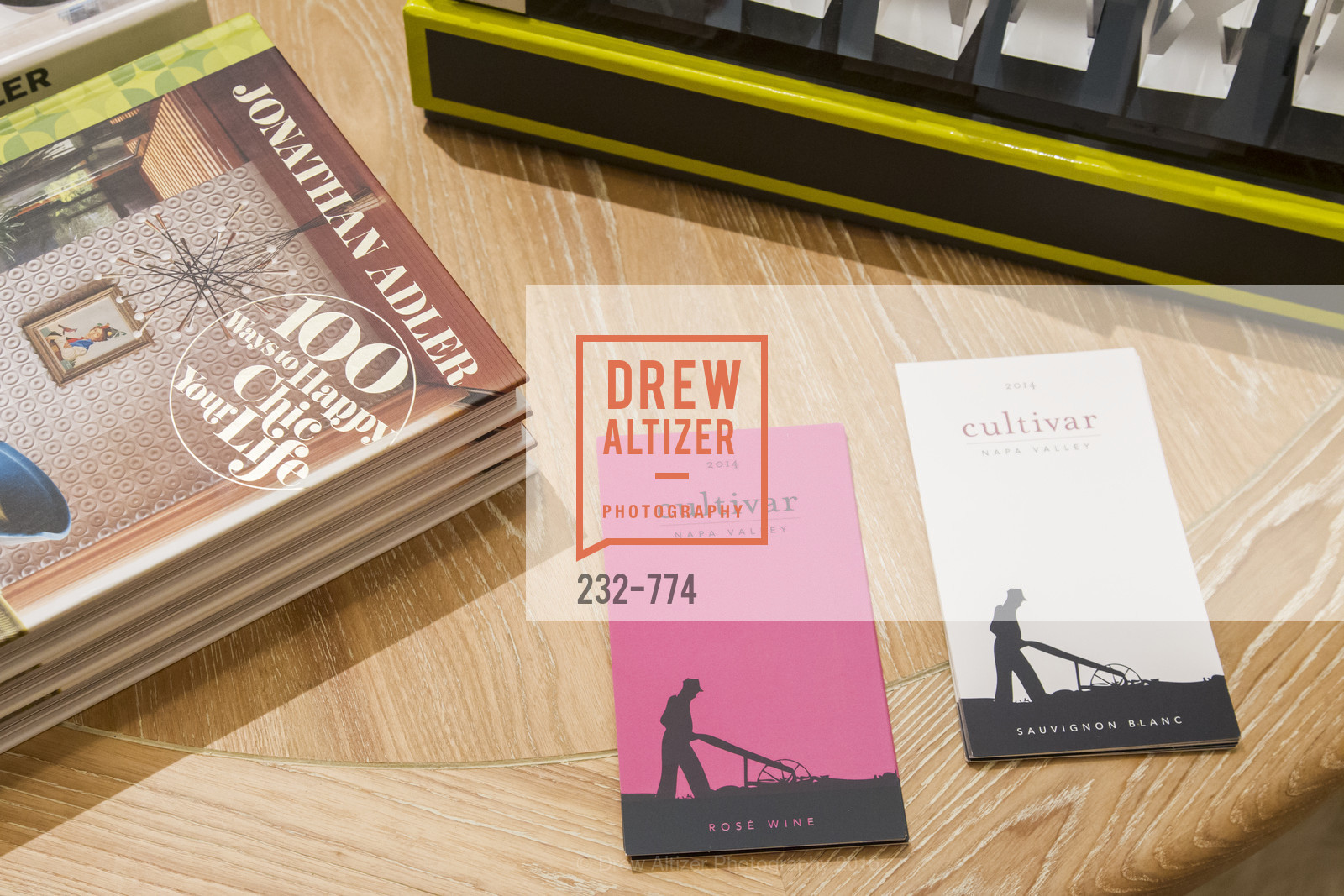 Atmosphere, Jonathan Adler Sip & Shop with Cultivar Wine & The JetSetting Fashionista, Jonathan Adler Store. 2133 Fillmore Street SF, CA, January 28th, 2016,Drew Altizer, Drew Altizer Photography, full-service agency, private events, San Francisco photographer, photographer california