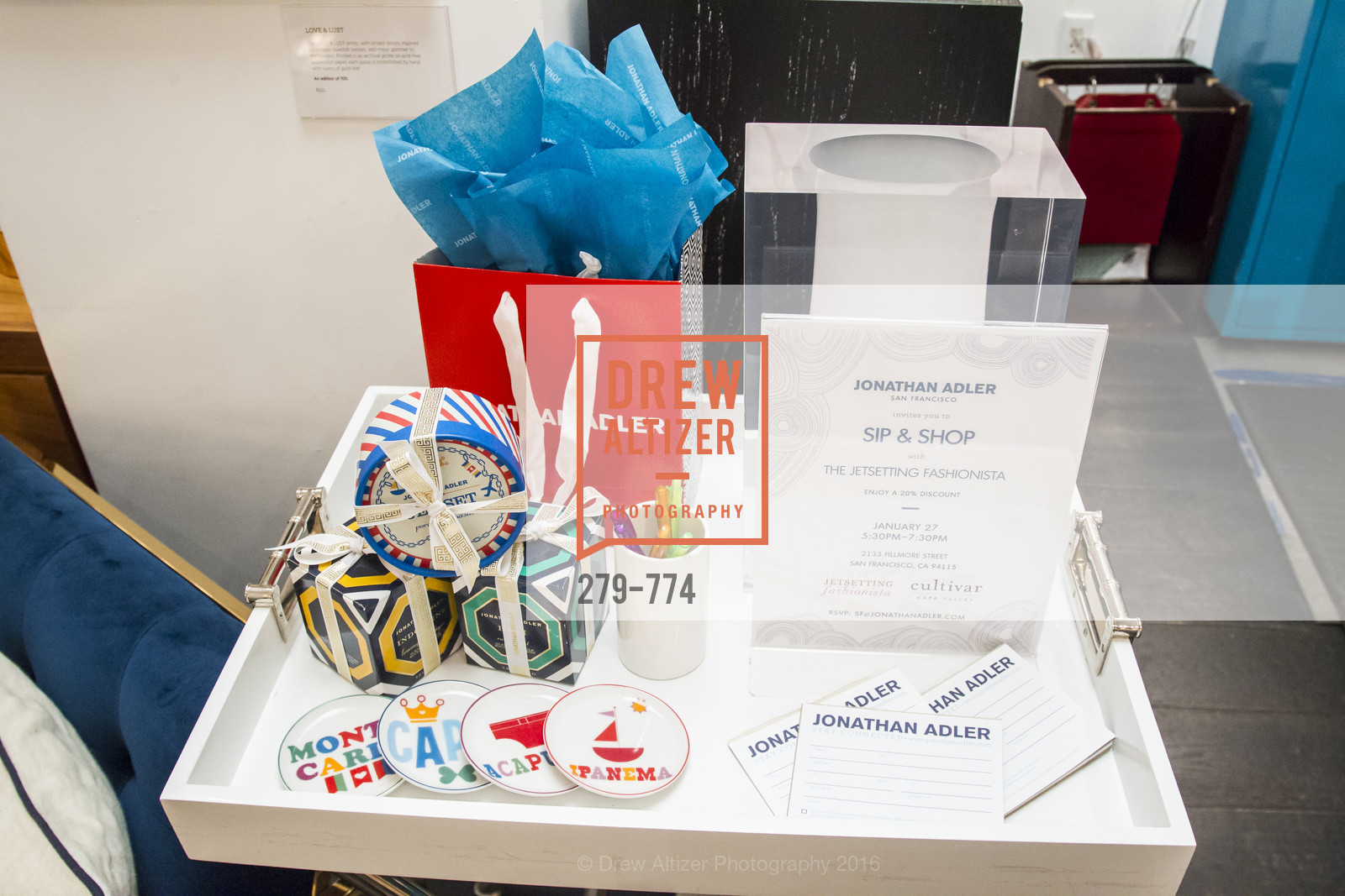 Atmosphere, Jonathan Adler Sip & Shop with Cultivar Wine & The JetSetting Fashionista, Jonathan Adler Store. 2133 Fillmore Street SF, CA, January 28th, 2016,Drew Altizer, Drew Altizer Photography, full-service agency, private events, San Francisco photographer, photographer california