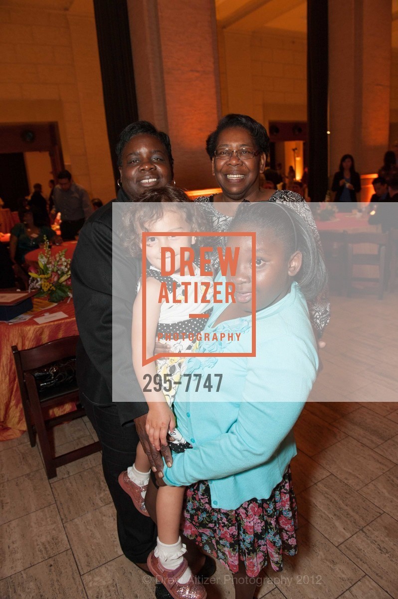 Yvonne Hines, Shavon Hines Foster, Photo #295-7747