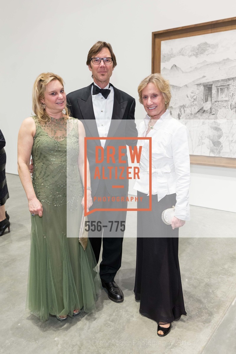 Jessica Galloway, Stephen Galloway, Nancy Bechtle, UC Berkeley Art Museum & Pacific Film Archive Gala, Various, November 6th, 2021, Photo #556-775 Jessica Galloway, Stephen Galloway, Nancy Bechtle, Photo #556-775