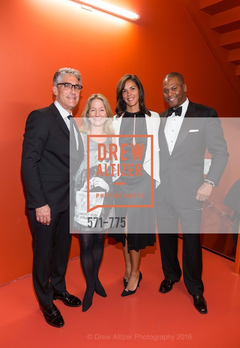 David Perry, Laura Perry, Shannon Seeberan, David Seeberan, UC Berkeley Art Museum & Pacific Film Archive Gala, UC Berkeley. 2120 Oxford Street, January 28th, 2016, Photo #571-775 David Perry, Laura Perry, Shannon Seeberan, David Seeberan, Photo #571-775