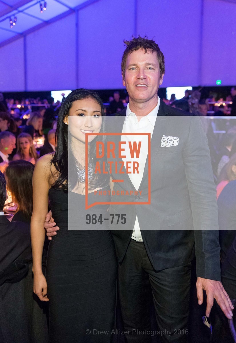 Mimi Connery, Stephan Jenkins, UC Berkeley Art Museum & Pacific Film Archive Gala, UC Berkeley. 2120 Oxford Street, January 28th, 2016, Photo #984-775 Mimi Connery, Stephan Jenkins, Photo #984-775