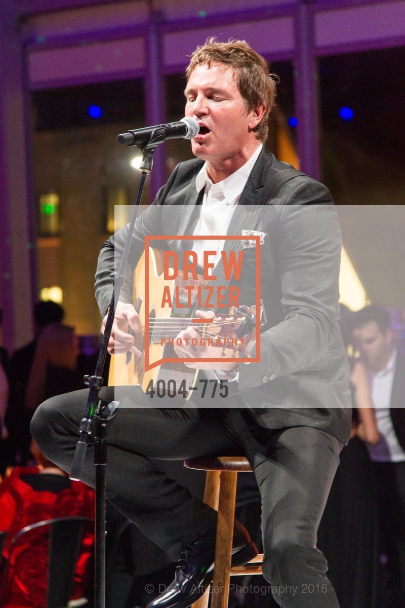 Stephan Jenkins, UC Berkeley Art Museum & Pacific Film Archive Gala, UC Berkeley. 2120 Oxford Street, January 28th, 2016, Photo #4004-775 Stephan Jenkins, Photo #4004-775