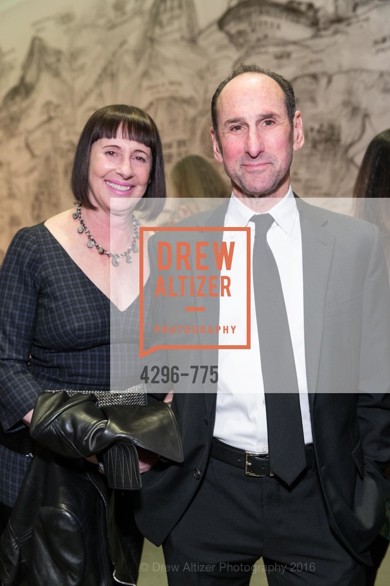 Carla Emil, Rich Silverstein, UC Berkeley Art Museum & Pacific Film Archive Gala, UC Berkeley. 2120 Oxford Street, January 28th, 2016, Photo #4296-775 Carla Emil, Rich Silverstein, Photo #4296-775