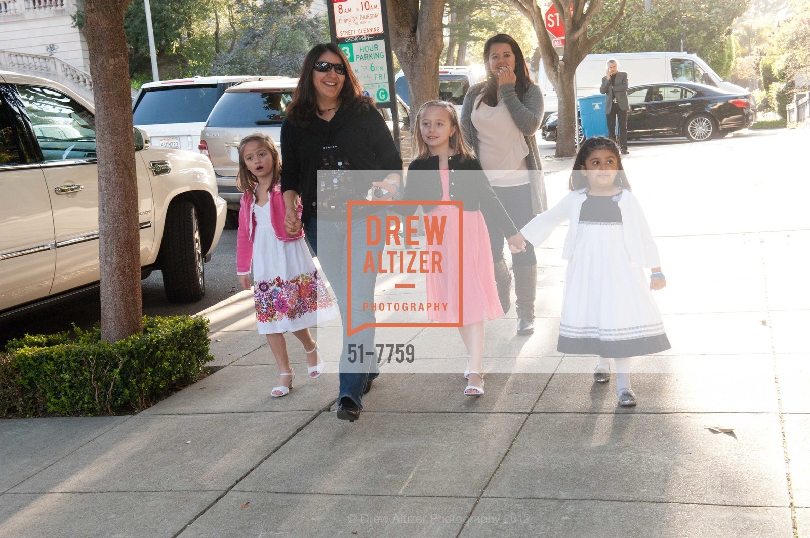 Logan Stern, Anna Flores, Bailey Stern, Roberta Perez, Gracelyn Coreletto, GORDON AND ANN GETTY Host the 2012 SNUGGLY SOIREE Benefiting the Glogau Teddy Bear Rescue Fund at UCSF Benioff Childrens Hospital, US, March 22nd, 2012, Photo #51-7759 Logan Stern, Anna Flores, Bailey Stern, Roberta Perez, Gracelyn Coreletto, Photo #51-7759