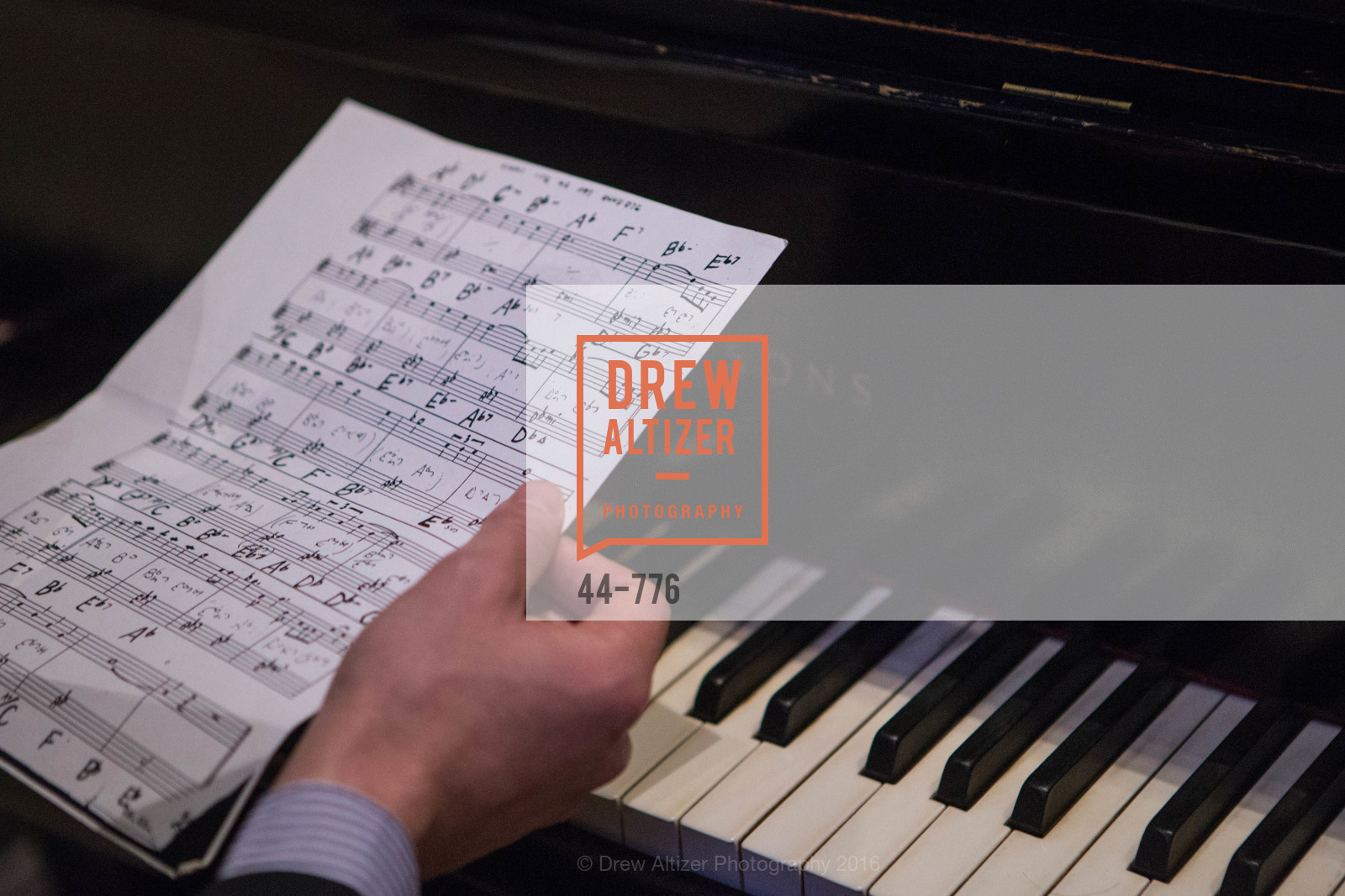 Atmosphere, Wilkes Bashford Funeral, Grace Cathedral. 1100 California St, January 29th, 2016,Drew Altizer, Drew Altizer Photography, full-service agency, private events, San Francisco photographer, photographer california