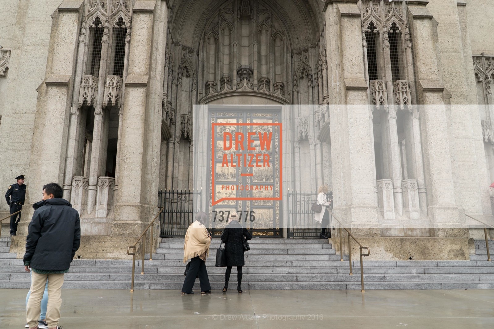 Atmosphere, Wilkes Bashford Funeral, Grace Cathedral. 1100 California St, January 29th, 2016,Drew Altizer, Drew Altizer Photography, full-service agency, private events, San Francisco photographer, photographer california