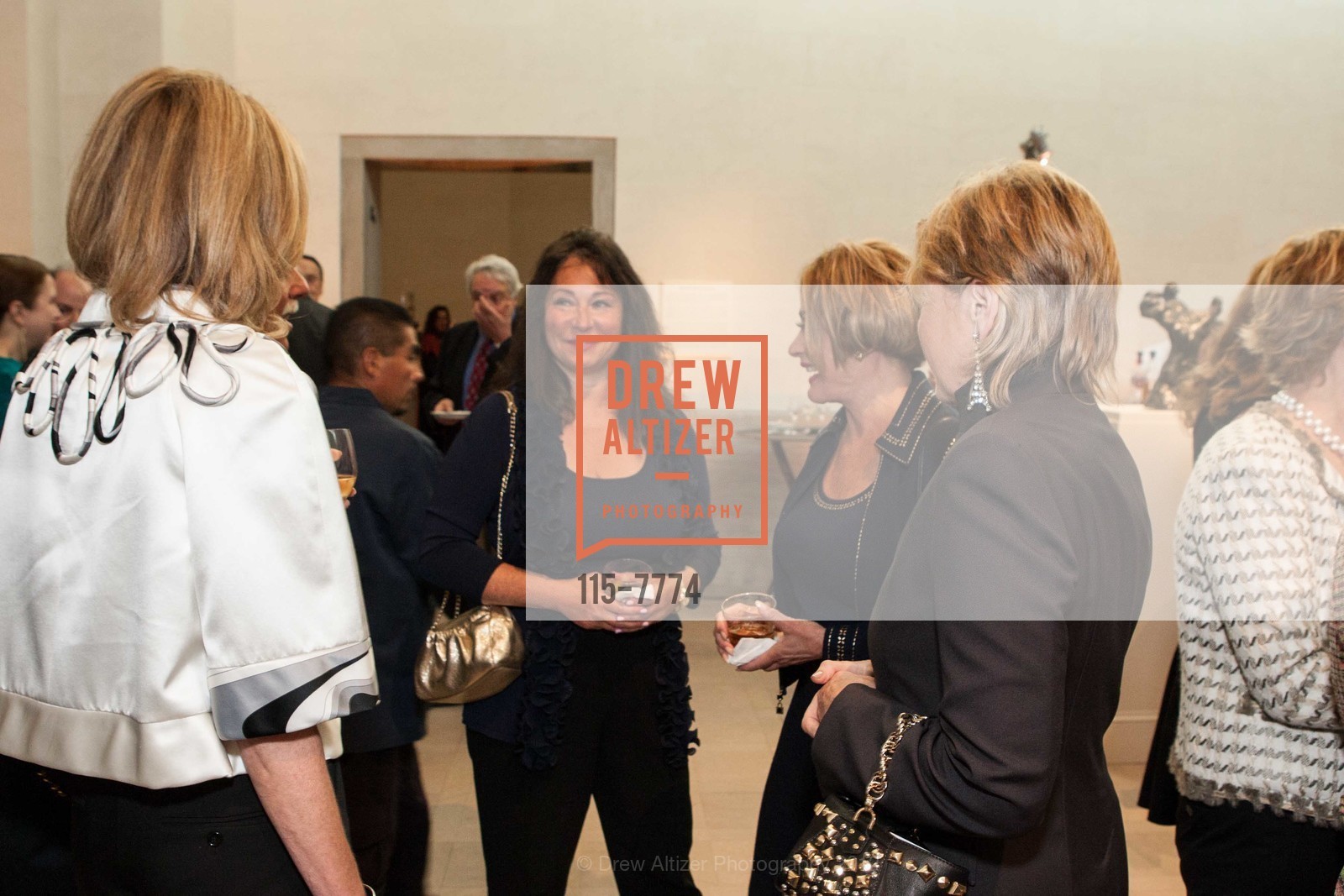 Melanie Farkas, Libby Lawrence, Sue Kubly, Man Ray | Lee Miller: Partners in Surrealism Donor Opening at the FINE ARTS MUSEUM, US, July 12th, 2012, Photo #115-7774 Melanie Farkas, Libby Lawrence, Sue Kubly, Photo #115-7774