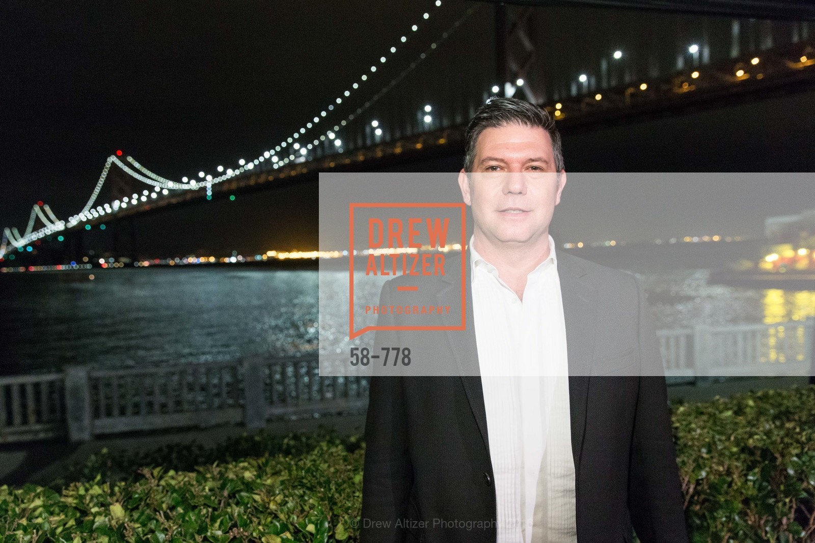 Leo Villareal, The Bay Lights Grand Relighting Celebration, Epic Steakhouse. 369 The Embarcadero, January 29th, 2016