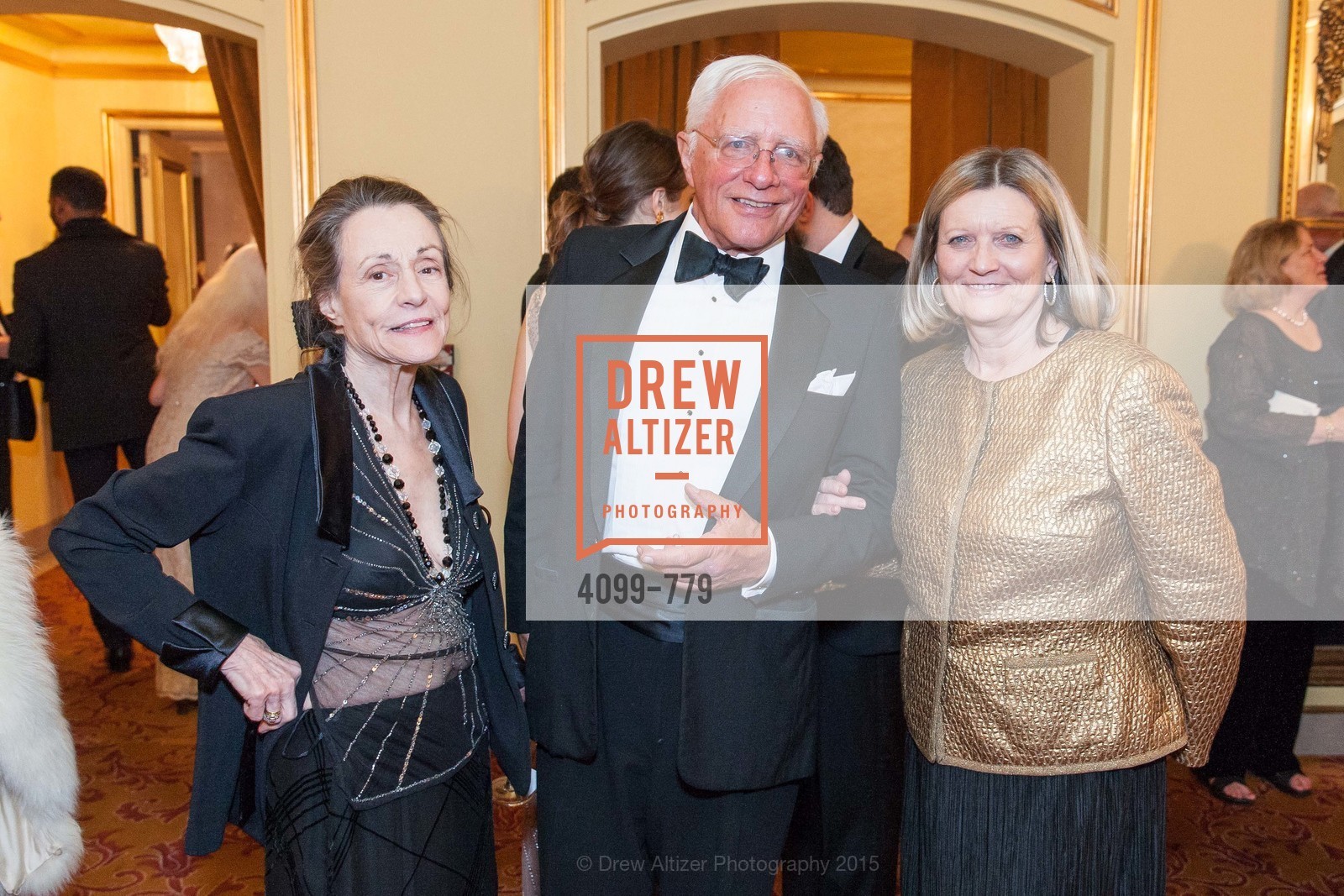 Doris Tumey, John Newmeyer, Donna Crowder, Photo #4099-779