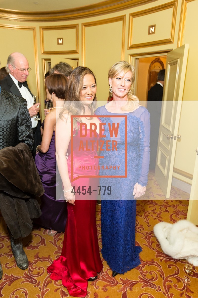 Elisabeth Fullerton, Rhonda Mahendroo, Photo #4454-779