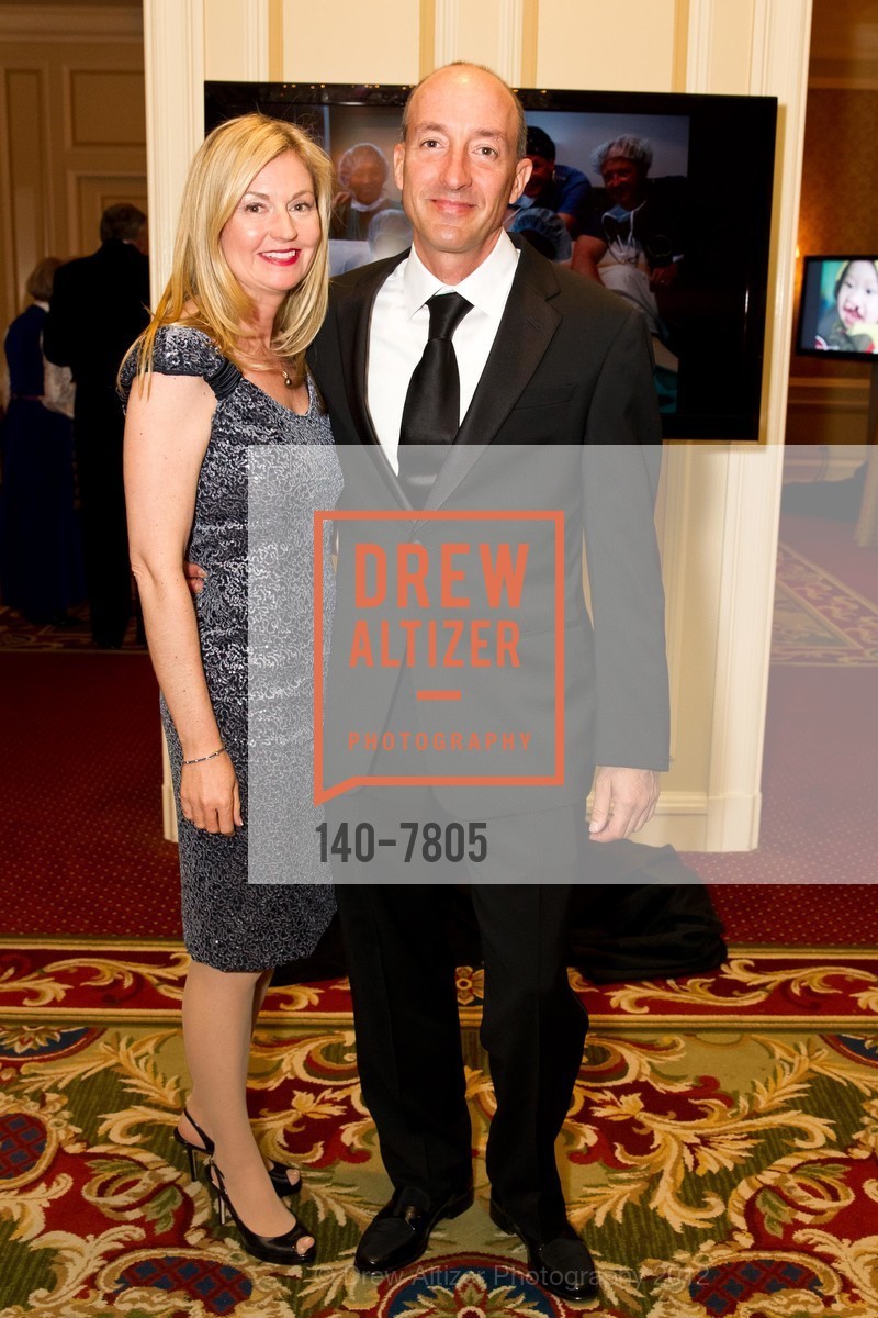 Sandra Fairon, Bruce Leak, RESURGE International Transformations Gala, US, November 3rd, 2012, Photo #140-7805 Sandra Fairon, Bruce Leak, Photo #140-7805