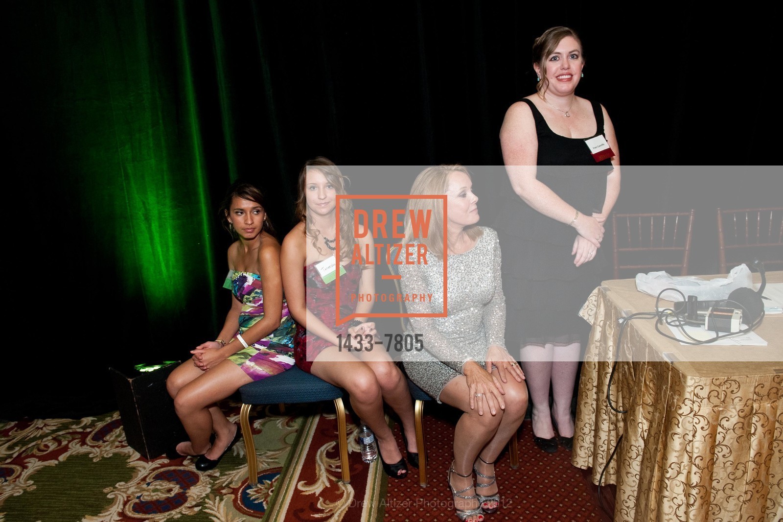 Taneesha, Tina Cerruti, Fran Cunniffe, RESURGE International Transformations Gala, US, November 3rd, 2012, Photo #1433-7805 Taneesha, Tina Cerruti, Fran Cunniffe, Photo #1433-7805