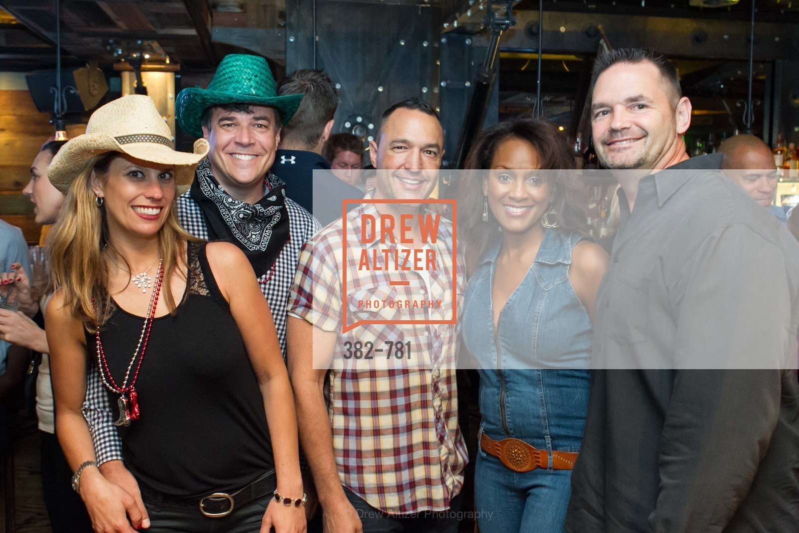 Johnna Marcus, Jack Schafer, Randy Cordeiro, Tina Thompson, Joe Matekel, Rooms That ROCK FOR CHEMO Fundraiser, US, April 2nd, 2015, Photo #382-781 Johnna Marcus, Jack Schafer, Randy Cordeiro, Tina Thompson, Joe Matekel, Photo #382-781