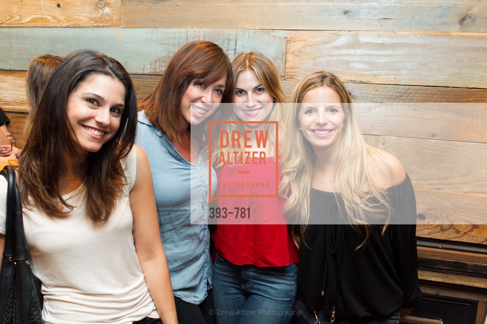 Allison Broude, Bailey Bachman, Katie Panas, Rooms That ROCK FOR CHEMO Fundraiser, US, April 2nd, 2015, Photo #393-781 Allison Broude, Bailey Bachman, Katie Panas, Photo #393-781