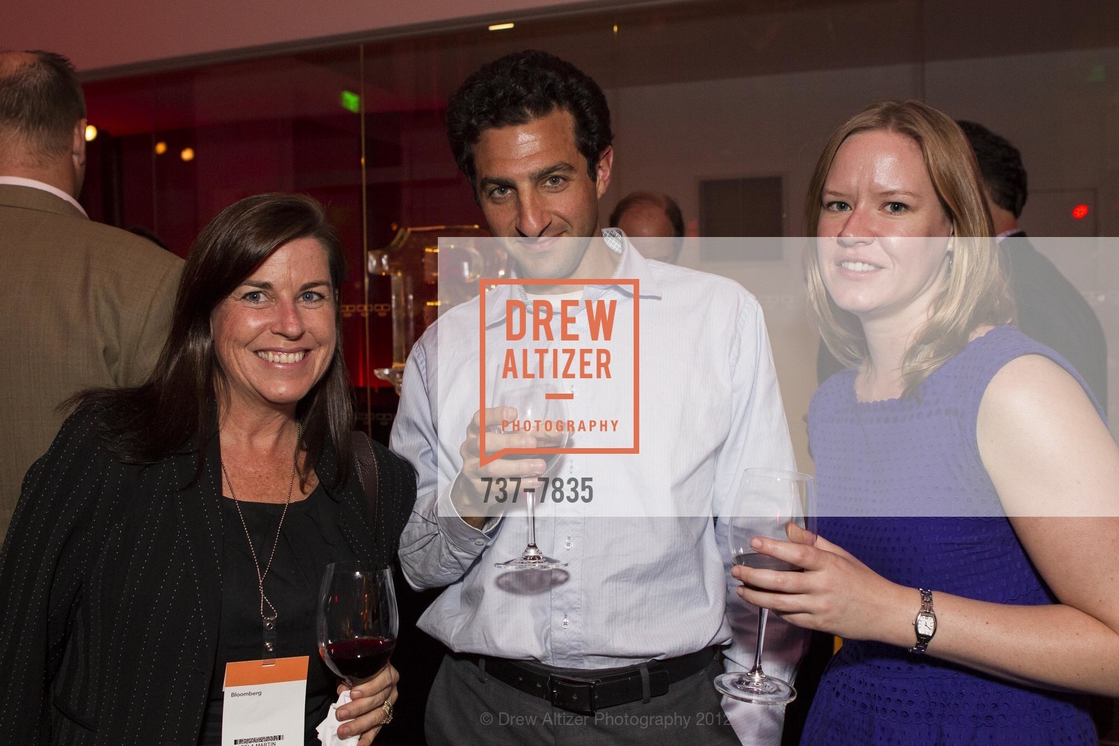 Michelle Privitera, Ari Levy, Wendy Brundige, Lending Club Billion Dollar Celebration, US, November 5th, 2012, Photo #737-7835 Michelle Privitera, Ari Levy, Wendy Brundige, Photo #737-7835