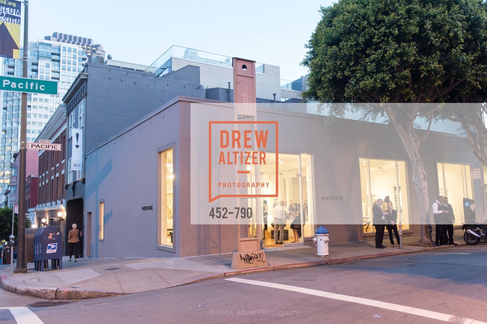 Atmosphere, Post War and Contemporary Preview at HEDGE GALLERY, US, April 16th, 2015,Drew Altizer, Drew Altizer Photography, full-service agency, private events, San Francisco photographer, photographer california