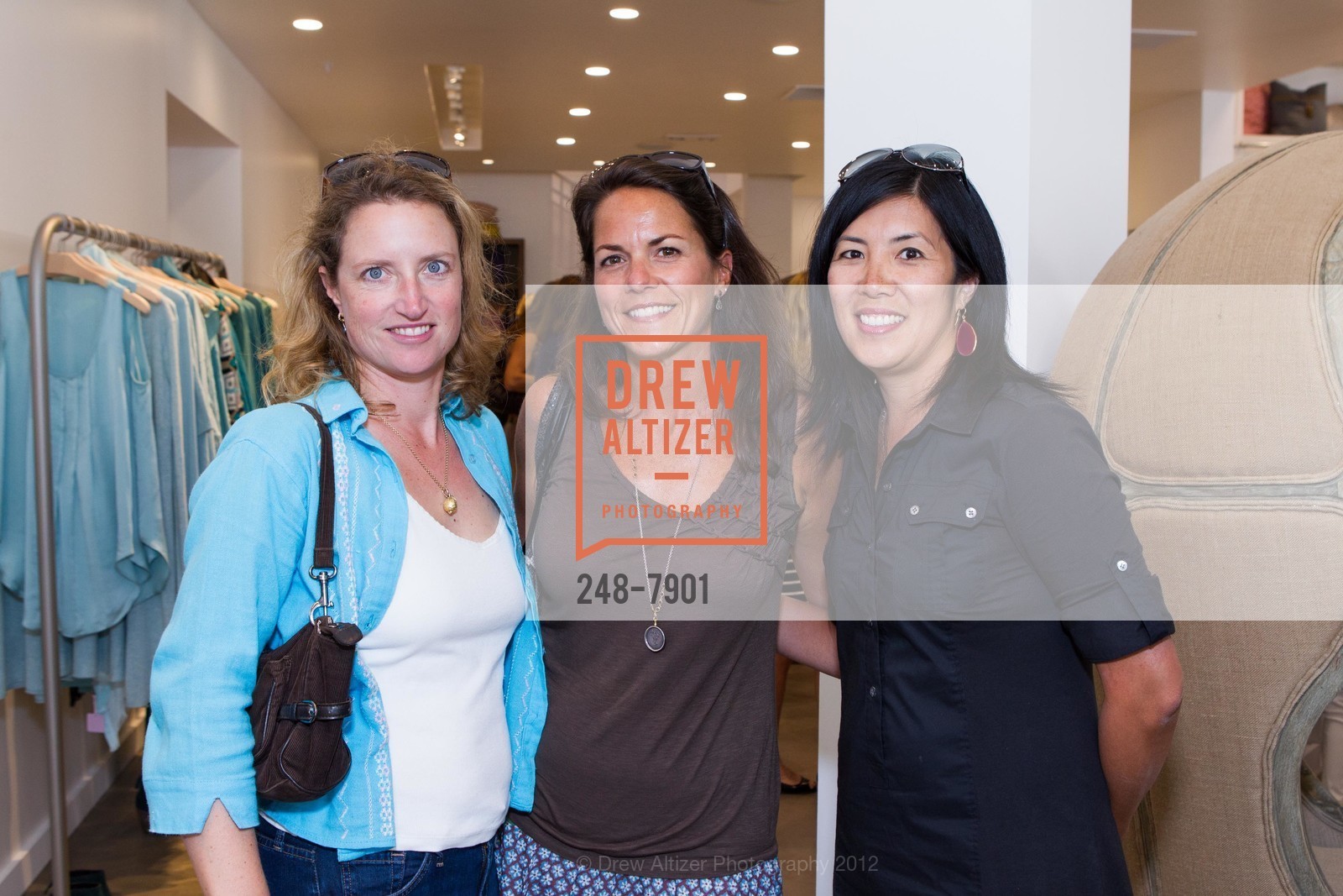 Tara Meehan, Elizabeth Gerber, Yi-Ling Chen, Photo #248-7901