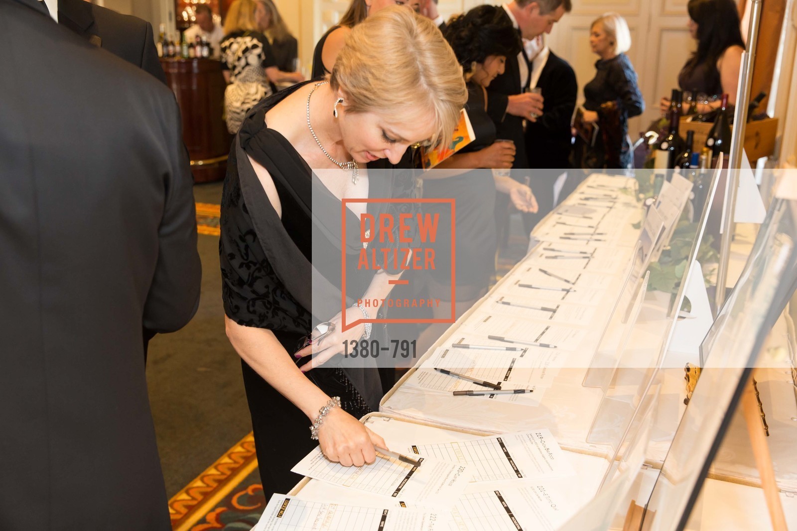 Atmosphere, SAN FRANCISCO HERITAGE Soiree 2015, US, April 19th, 2015,Drew Altizer, Drew Altizer Photography, full-service agency, private events, San Francisco photographer, photographer california