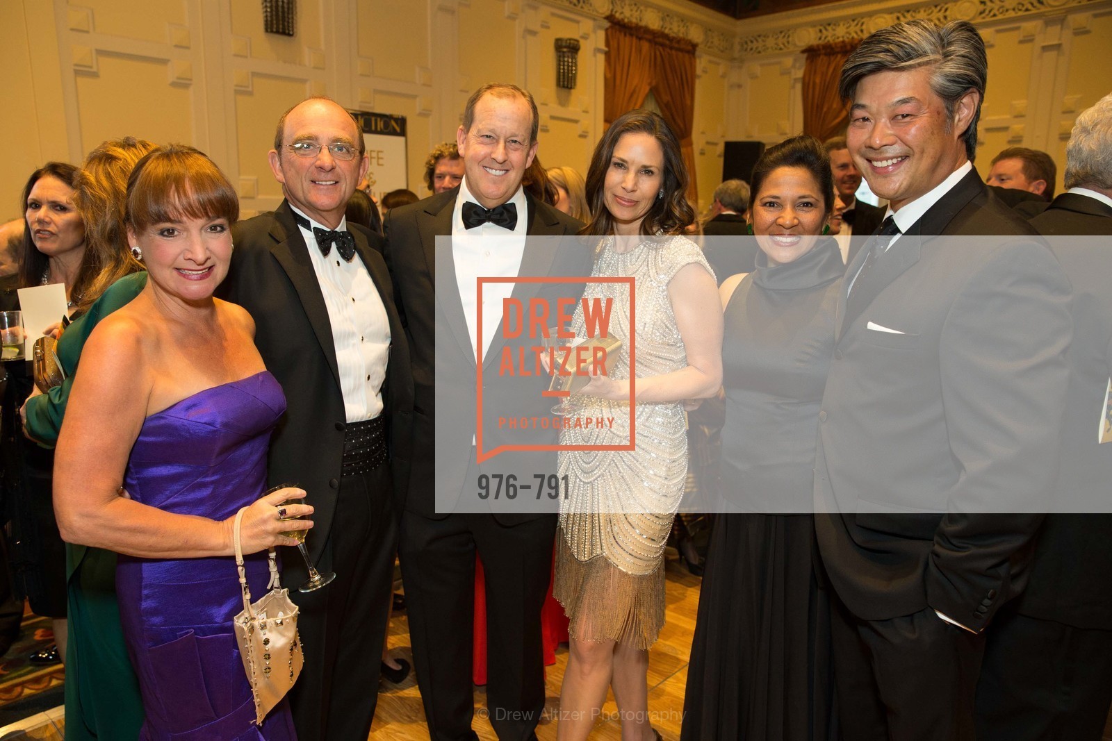 Tom Klein, Barbara Klein, Patty Rosenfeld, Michael Rosenfeld, Darlene Fong, Rodney Fong, SAN FRANCISCO HERITAGE Soiree 2015, US, April 19th, 2015, Photo #976-791 Tom Klein, Barbara Klein, Patty Rosenfeld, Michael Rosenfeld, Darlene Fong, Rodney Fong, Photo #976-791