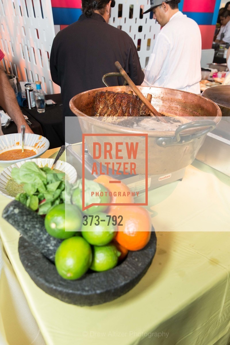 Globe, MEALS ON WHEELS OF SAN FRANCISCO'S 28th Annual Star Chefs and Vintners Gala, US, April 20th, 2015,Drew Altizer, Drew Altizer Photography, full-service agency, private events, San Francisco photographer, photographer california