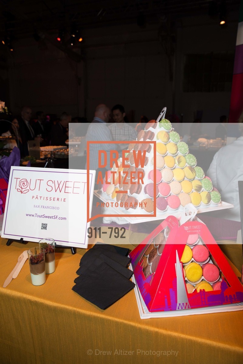 Tout Sweet Patisserie, MEALS ON WHEELS OF SAN FRANCISCO'S 28th Annual Star Chefs and Vintners Gala, US, April 20th, 2015,Drew Altizer, Drew Altizer Photography, full-service event agency, private events, San Francisco photographer, photographer California